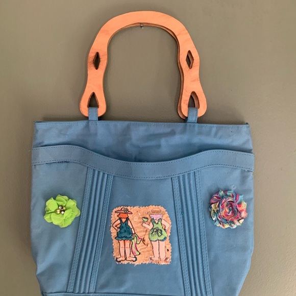 Pick any purse for $8. - Picture 4 of 16